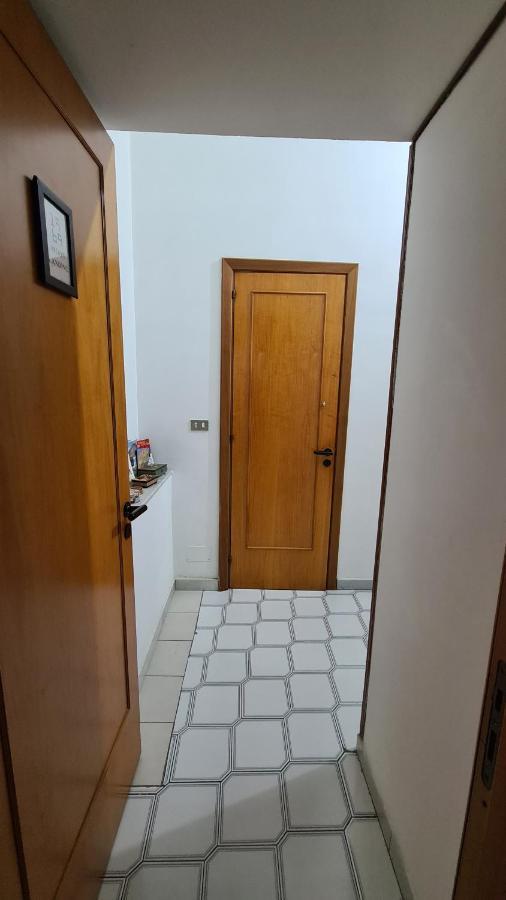 לינה וארוחת בוקר נאפולי Casa Adelaide מראה חיצוני תמונה