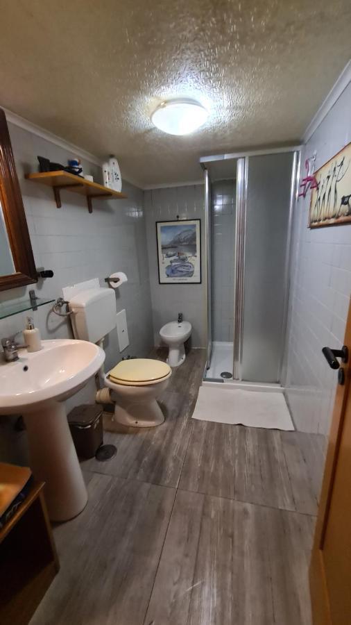 לינה וארוחת בוקר נאפולי Casa Adelaide מראה חיצוני תמונה