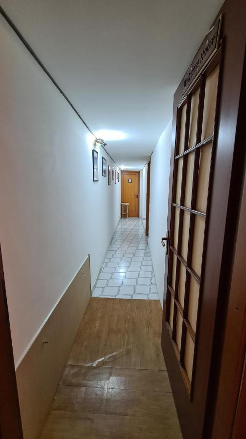 לינה וארוחת בוקר נאפולי Casa Adelaide מראה חיצוני תמונה